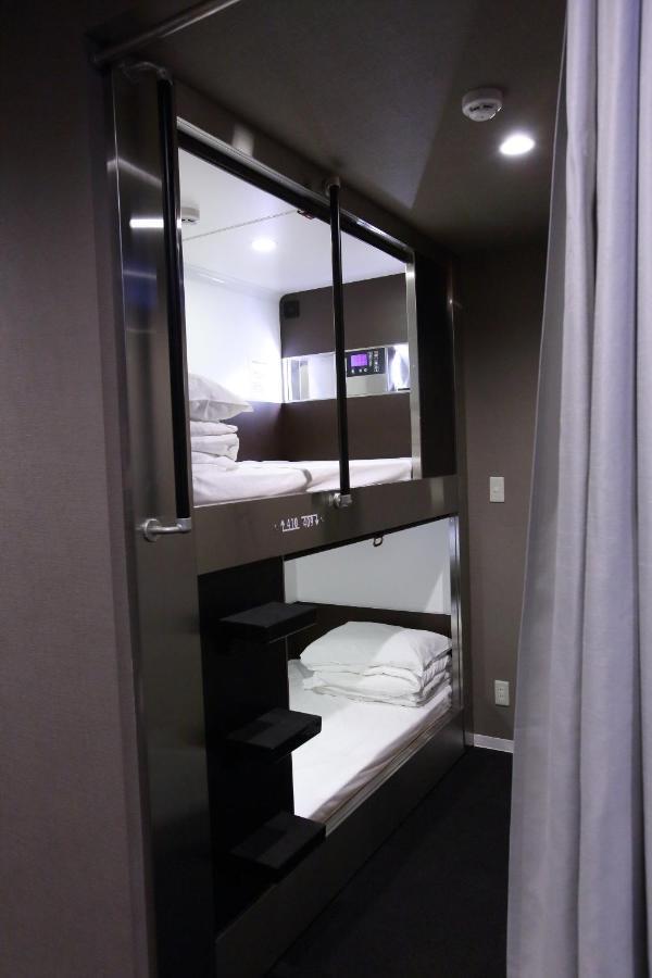 Capsule Hotel Valie Ebisucho أوساكا المظهر الخارجي الصورة